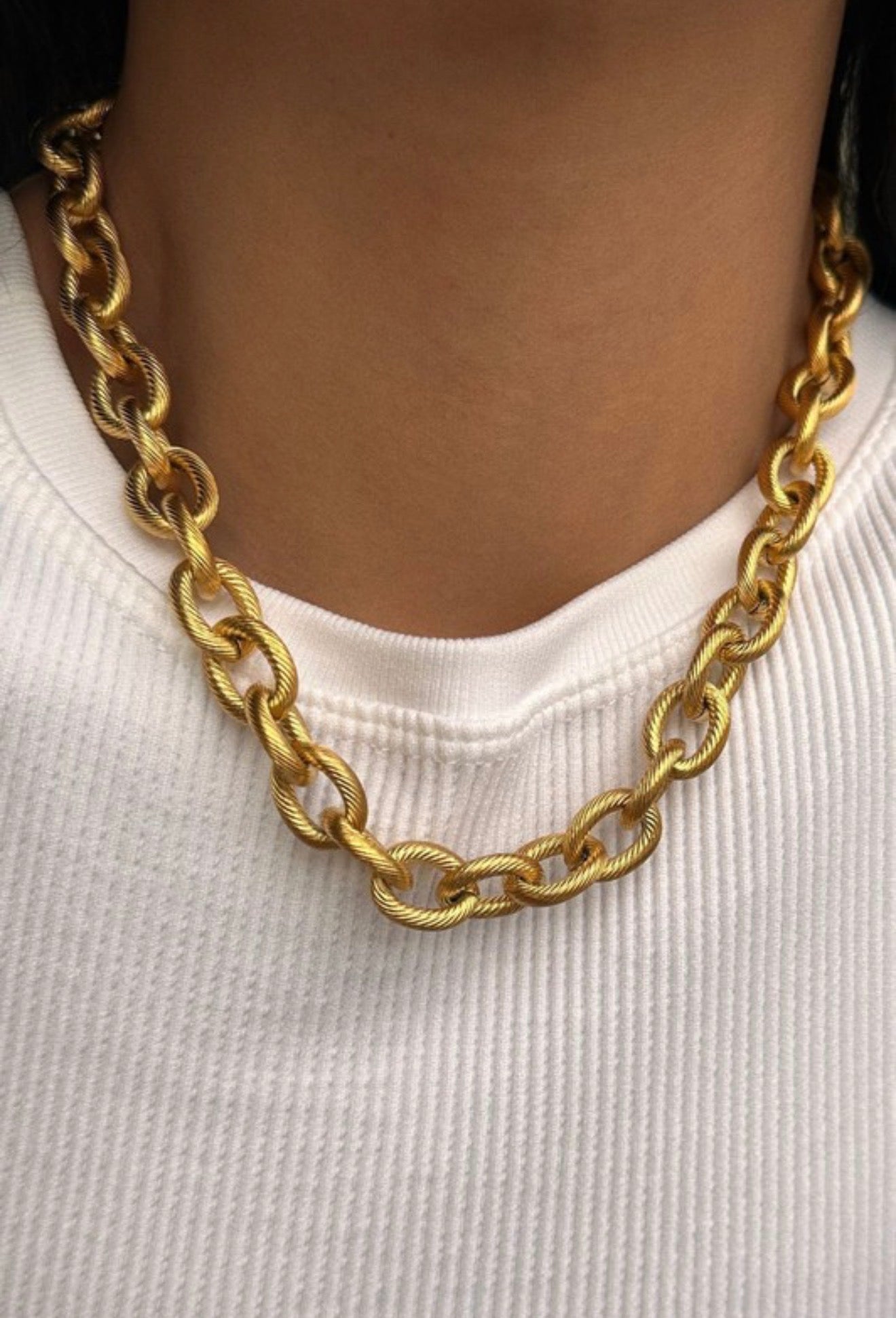Dorada Rope Link Statement Necklace
