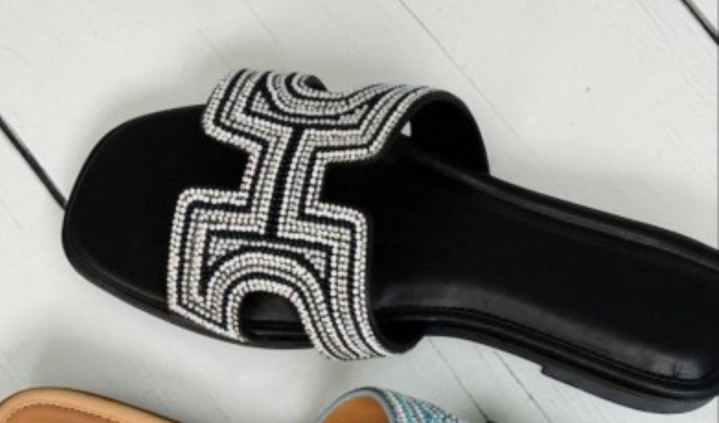 Rhinestone Detail Slide Sandals- Black
