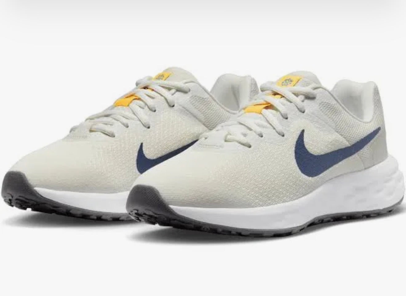 Nike Revolution 6 Sneaker - White/ Blue (YOUTH)